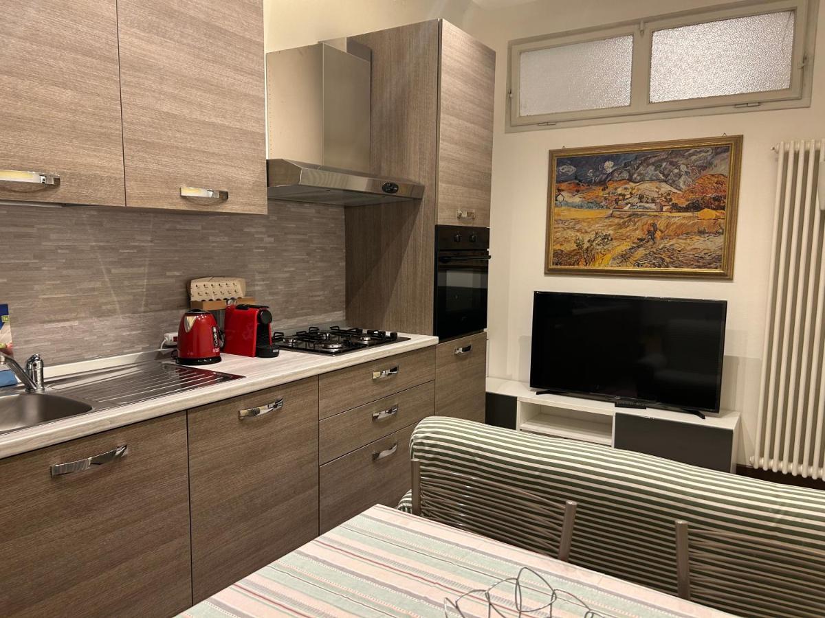 Larocca Tourist Home 1 Басано дел Грапа Екстериор снимка