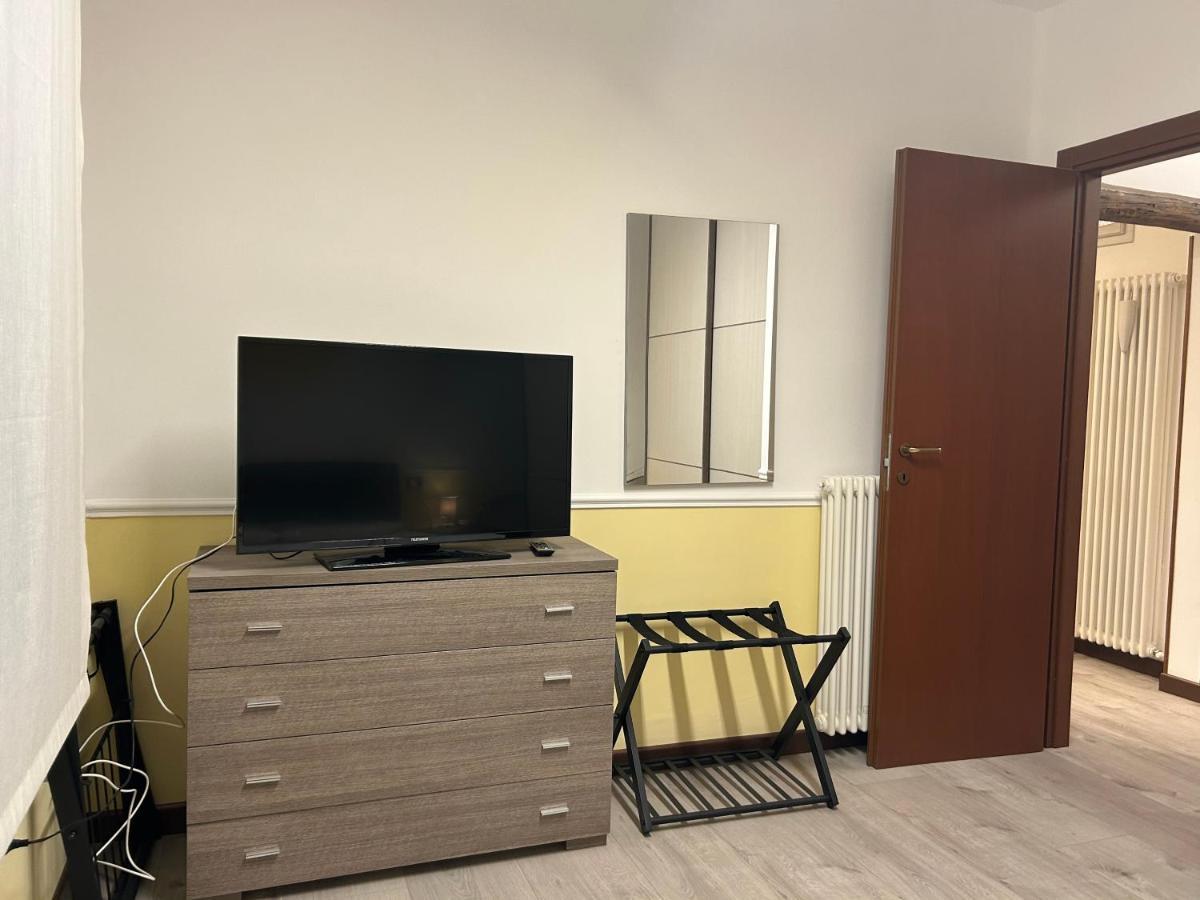 Larocca Tourist Home 1 Басано дел Грапа Екстериор снимка