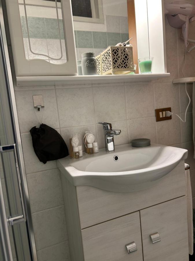 Larocca Tourist Home 1 Басано дел Грапа Екстериор снимка