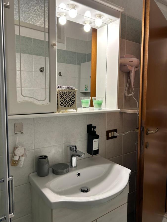 Larocca Tourist Home 1 Басано дел Грапа Екстериор снимка